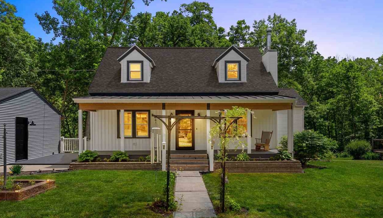 1388 Hickory Hollow Road NE Solon IA 52333