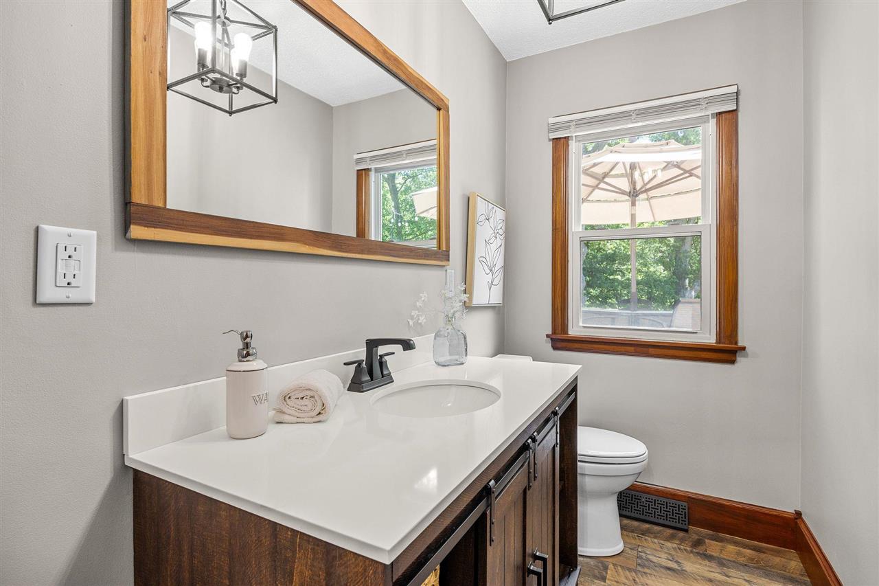 1388 Hickory Hollow Road NE Solon IA 52333