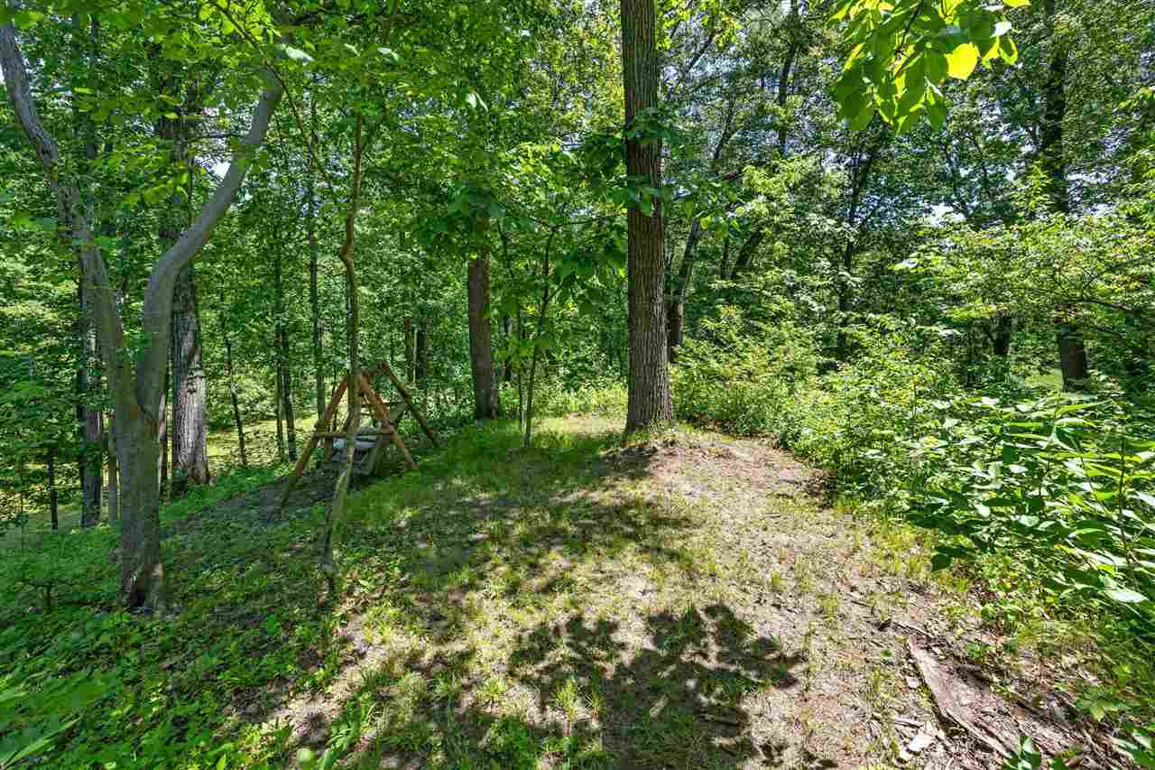 1388 Hickory Hollow Road NE Solon IA 52333