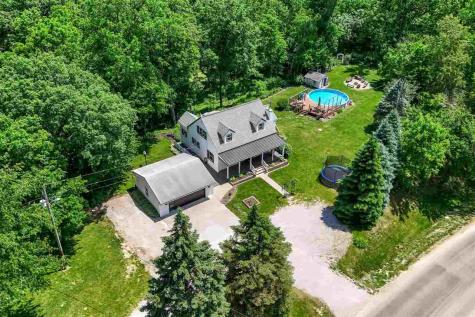 1388 Hickory Hollow Road NE Solon IA 52333