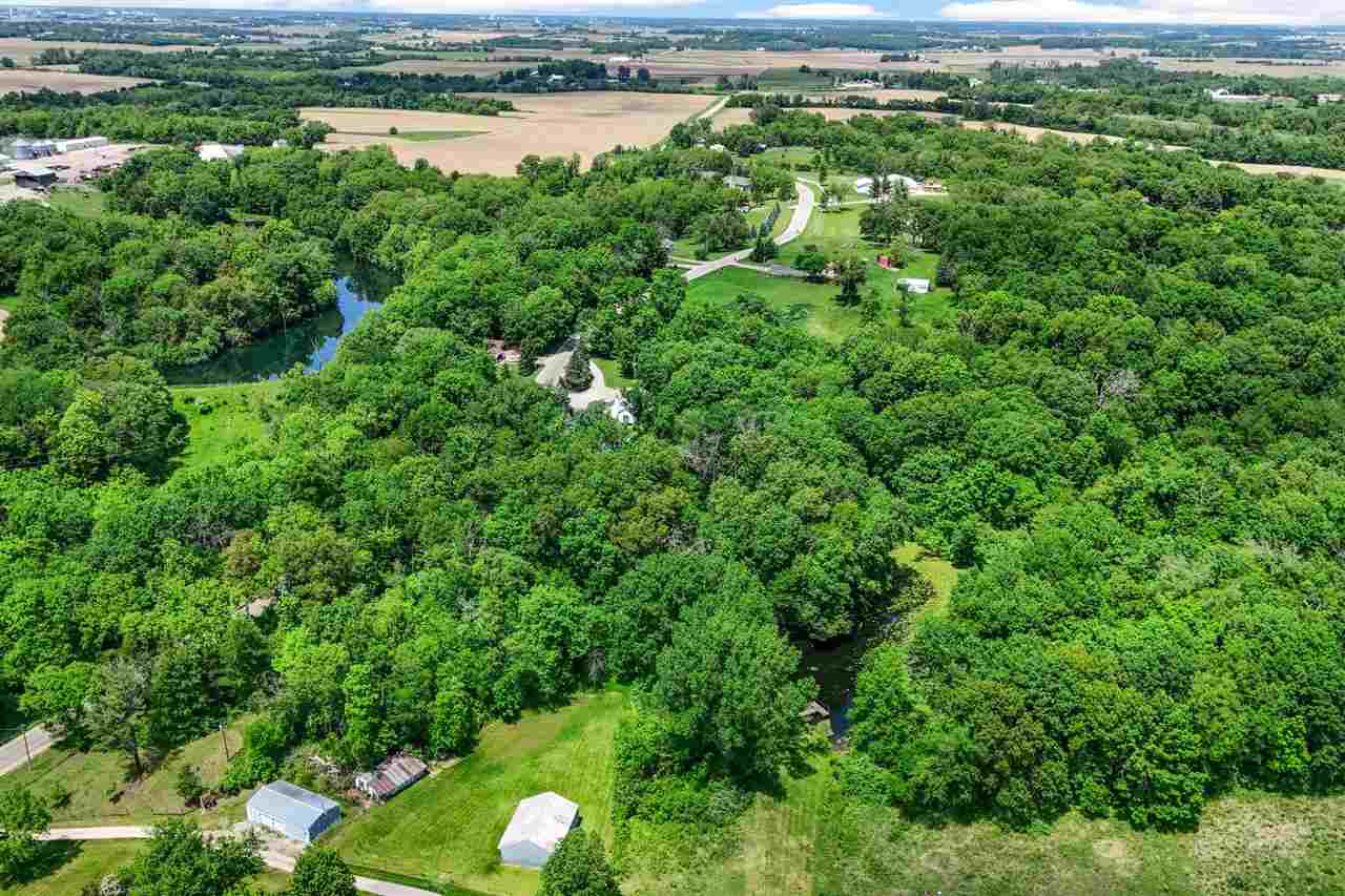 1388 Hickory Hollow Road NE Solon IA 52333