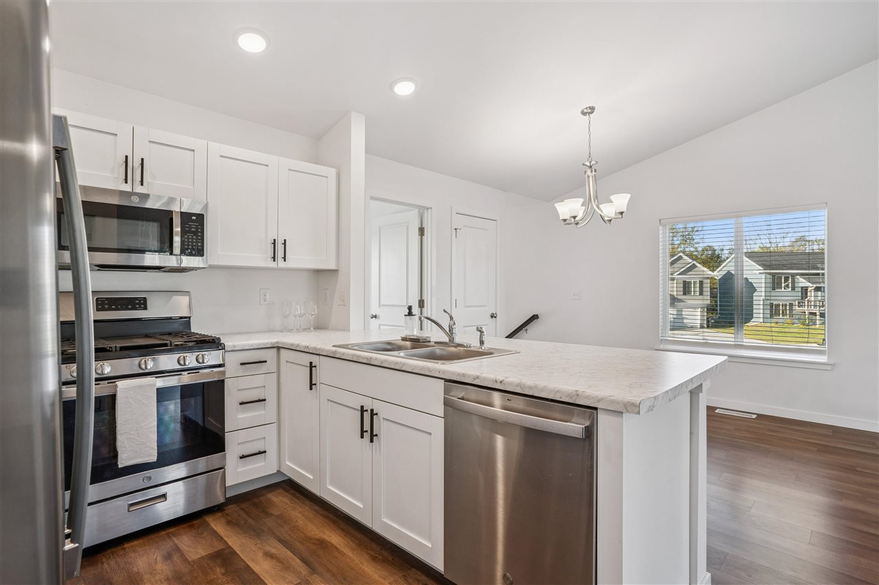 865 Summit Court Coralville IA 52241