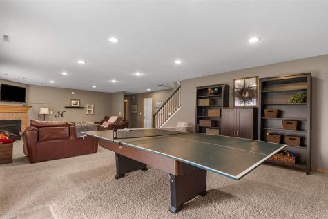 255 Cambridge Way North Liberty IA 52317