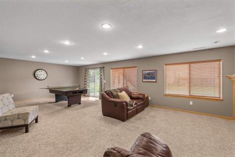 255 Cambridge Way North Liberty IA 52317