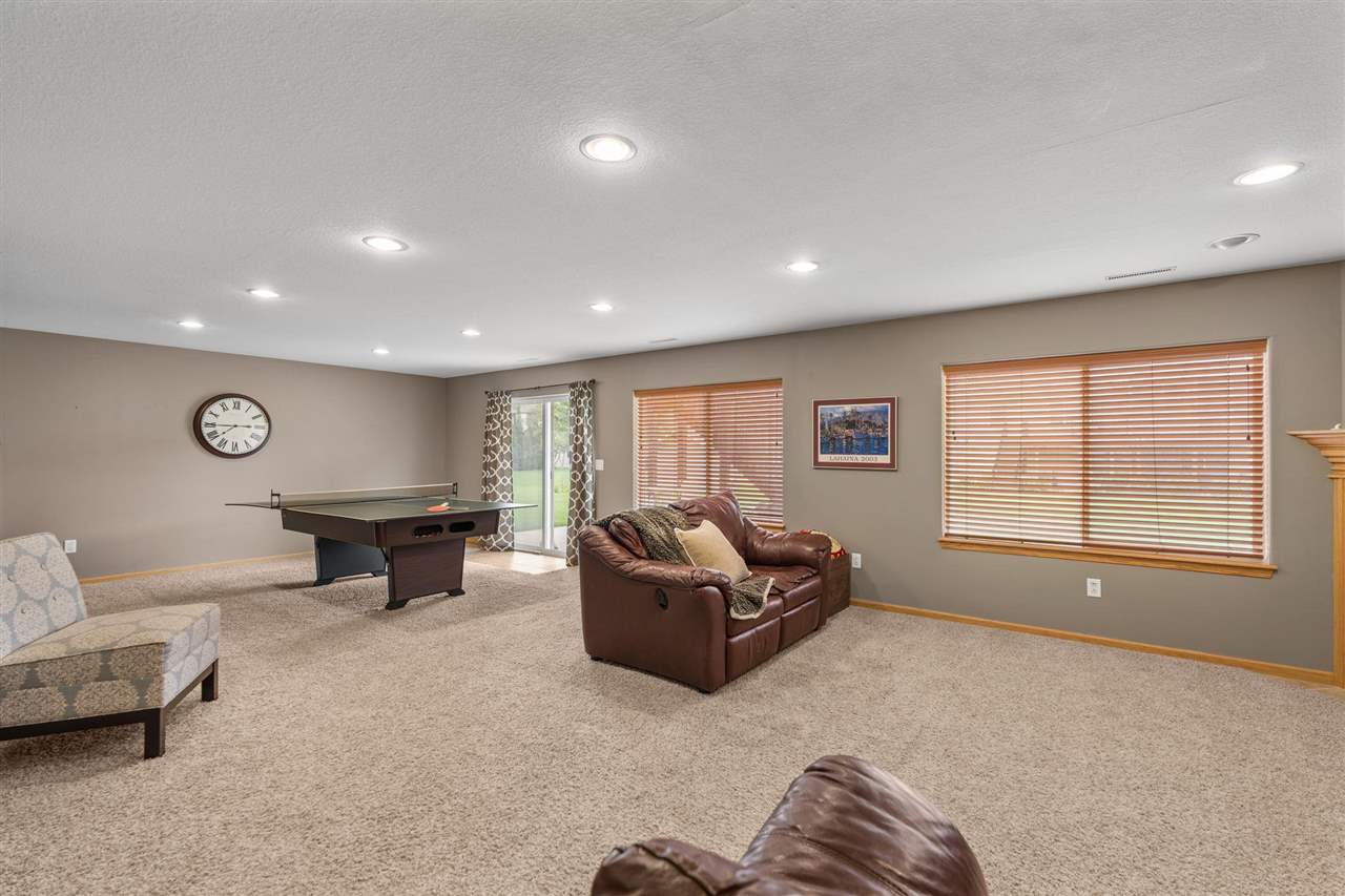 255 Cambridge Way North Liberty IA 52317