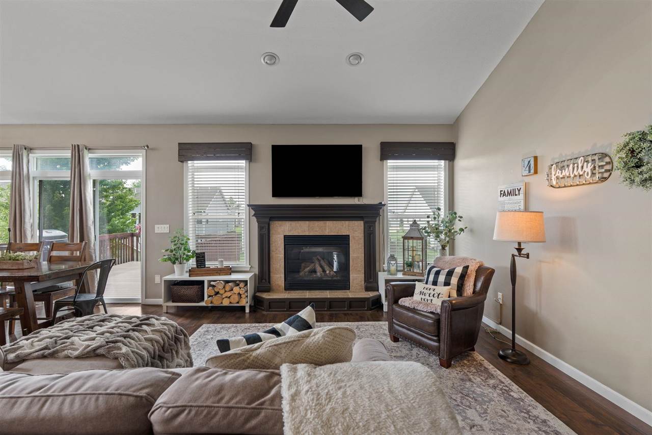 255 Cambridge Way North Liberty IA 52317