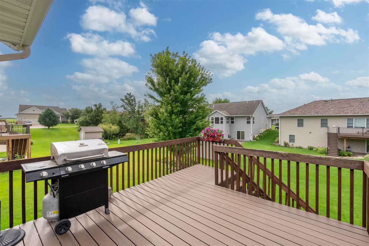 255 Cambridge Way North Liberty IA 52317
