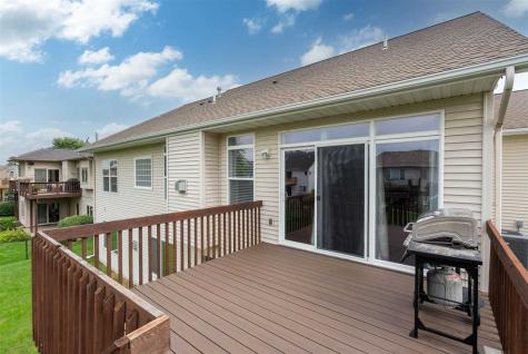 255 Cambridge Way North Liberty IA 52317