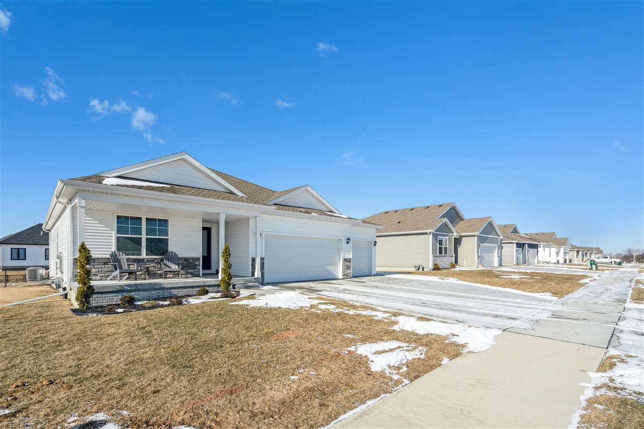 7114 Harlan Eddy Drive SW Cedar Rapids IA 52404
