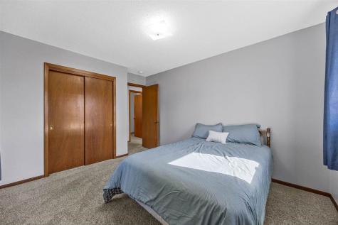 2815 Southland Street SW Cedar Rapids IA 52404