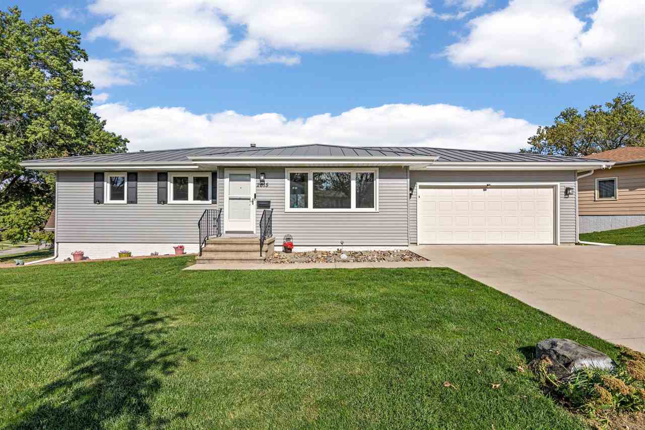 2815 Southland Street SW Cedar Rapids IA 52404