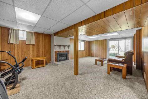 2815 Southland Street SW Cedar Rapids IA 52404