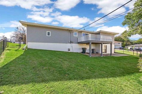 2815 Southland Street SW Cedar Rapids IA 52404