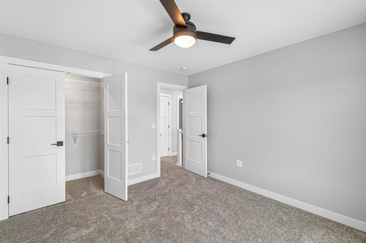 5521 Seminole Valley Trail NE Cedar Rapids IA 52411