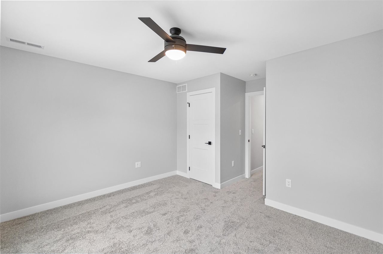 5521 Seminole Valley Trail NE Cedar Rapids IA 52411