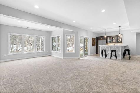 5521 Seminole Valley Trail NE Cedar Rapids IA 52411