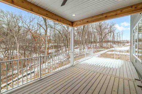 5521 Seminole Valley Trail NE Cedar Rapids IA 52411