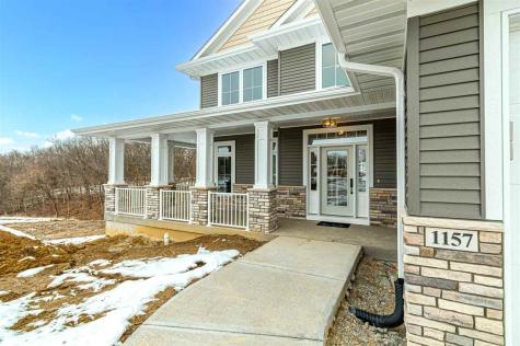 5521 Seminole Valley Trail NE Cedar Rapids IA 52411