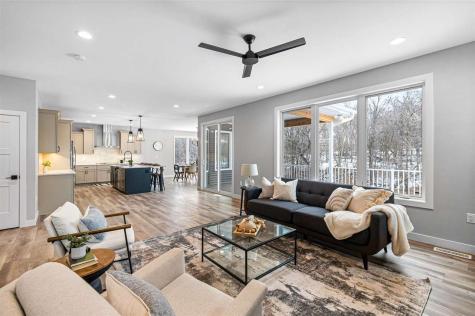 5521 Seminole Valley Trail NE Cedar Rapids IA 52411