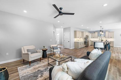 5521 Seminole Valley Trail NE Cedar Rapids IA 52411