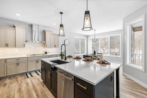 5521 Seminole Valley Trail NE Cedar Rapids IA 52411