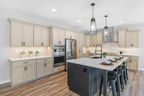 5521 Seminole Valley Trail NE Cedar Rapids IA 52411