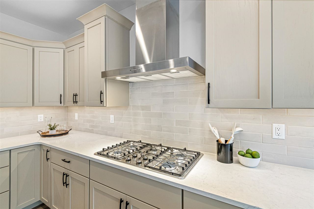 5521 Seminole Valley Trail NE Cedar Rapids IA 52411