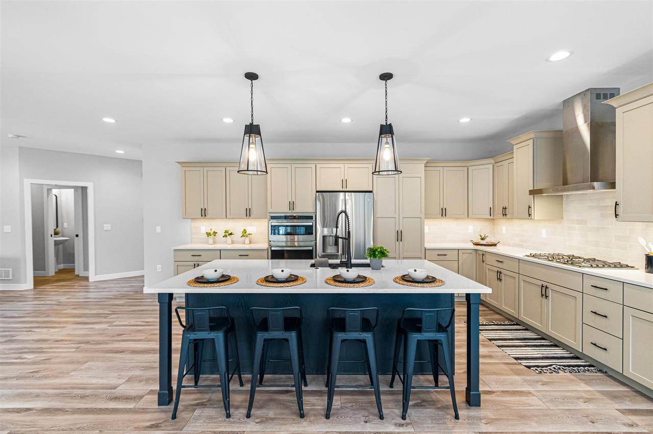 5521 Seminole Valley Trail NE Cedar Rapids IA 52411