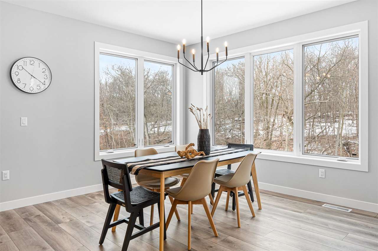 5521 Seminole Valley Trail NE Cedar Rapids IA 52411