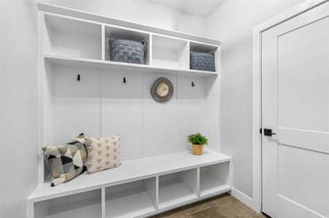 5521 Seminole Valley Trail NE Cedar Rapids IA 52411