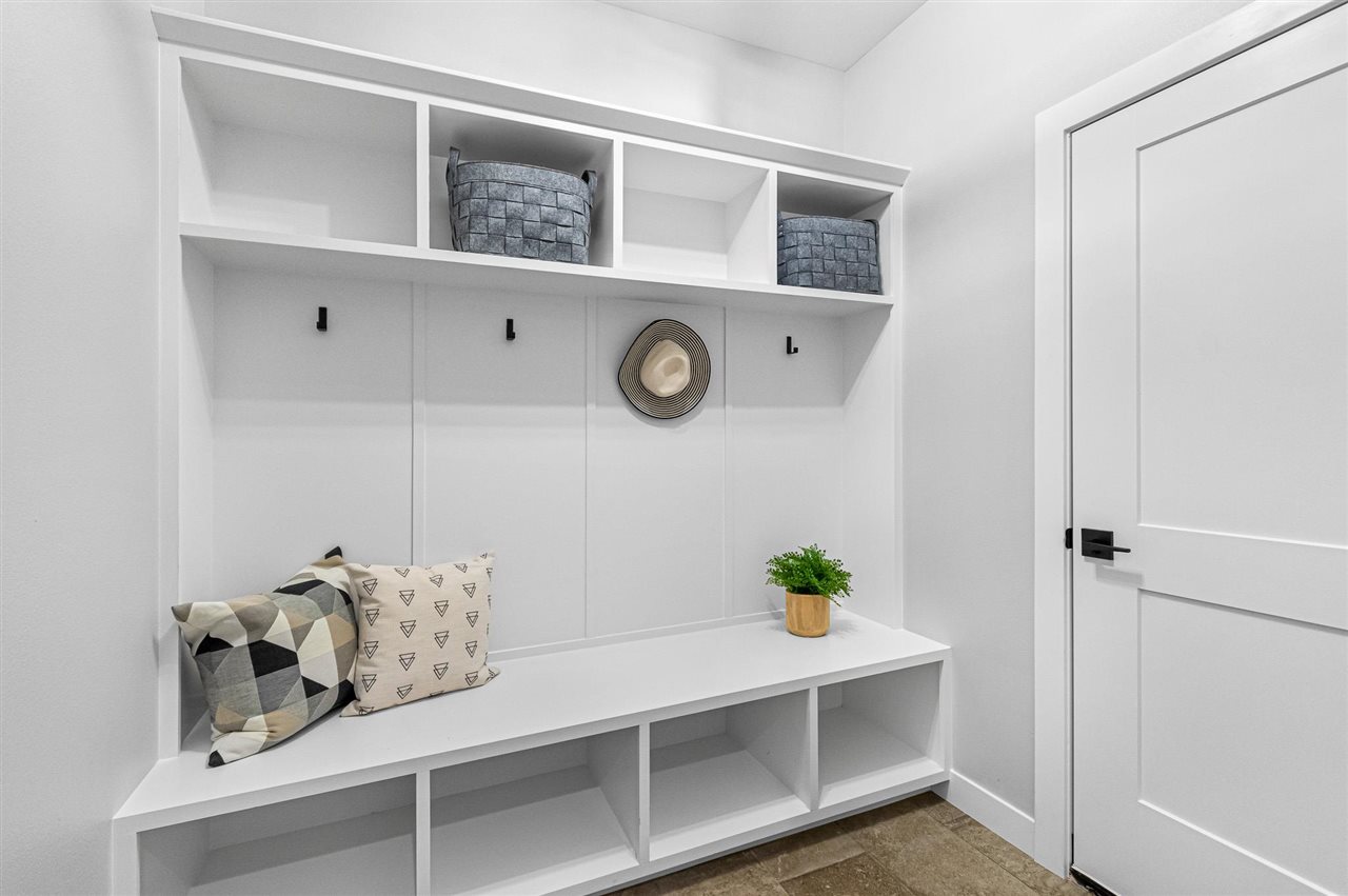 5521 Seminole Valley Trail NE Cedar Rapids IA 52411