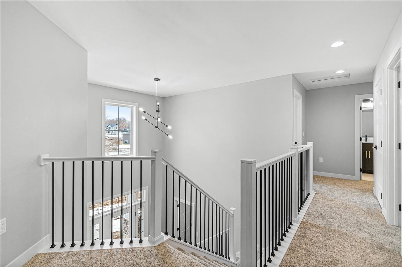 5521 Seminole Valley Trail NE Cedar Rapids IA 52411