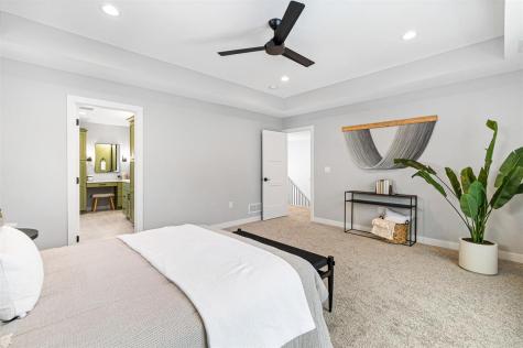 5521 Seminole Valley Trail NE Cedar Rapids IA 52411