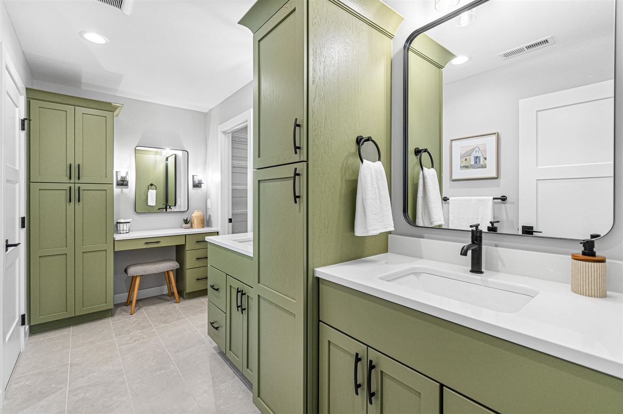 5521 Seminole Valley Trail NE Cedar Rapids IA 52411