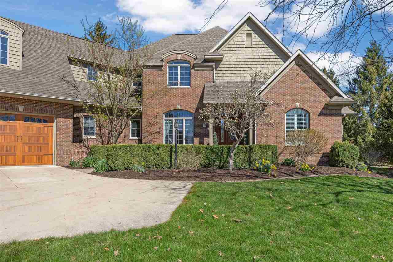 20 Cherry Lane NE Iowa City IA 52240
