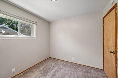 718 7th Avenue Coralville IA 52241