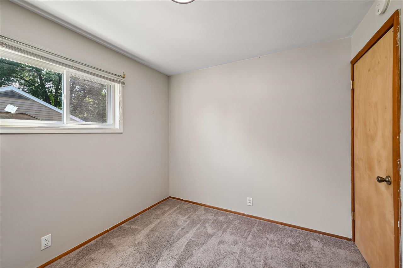 718 7th Avenue Coralville IA 52241