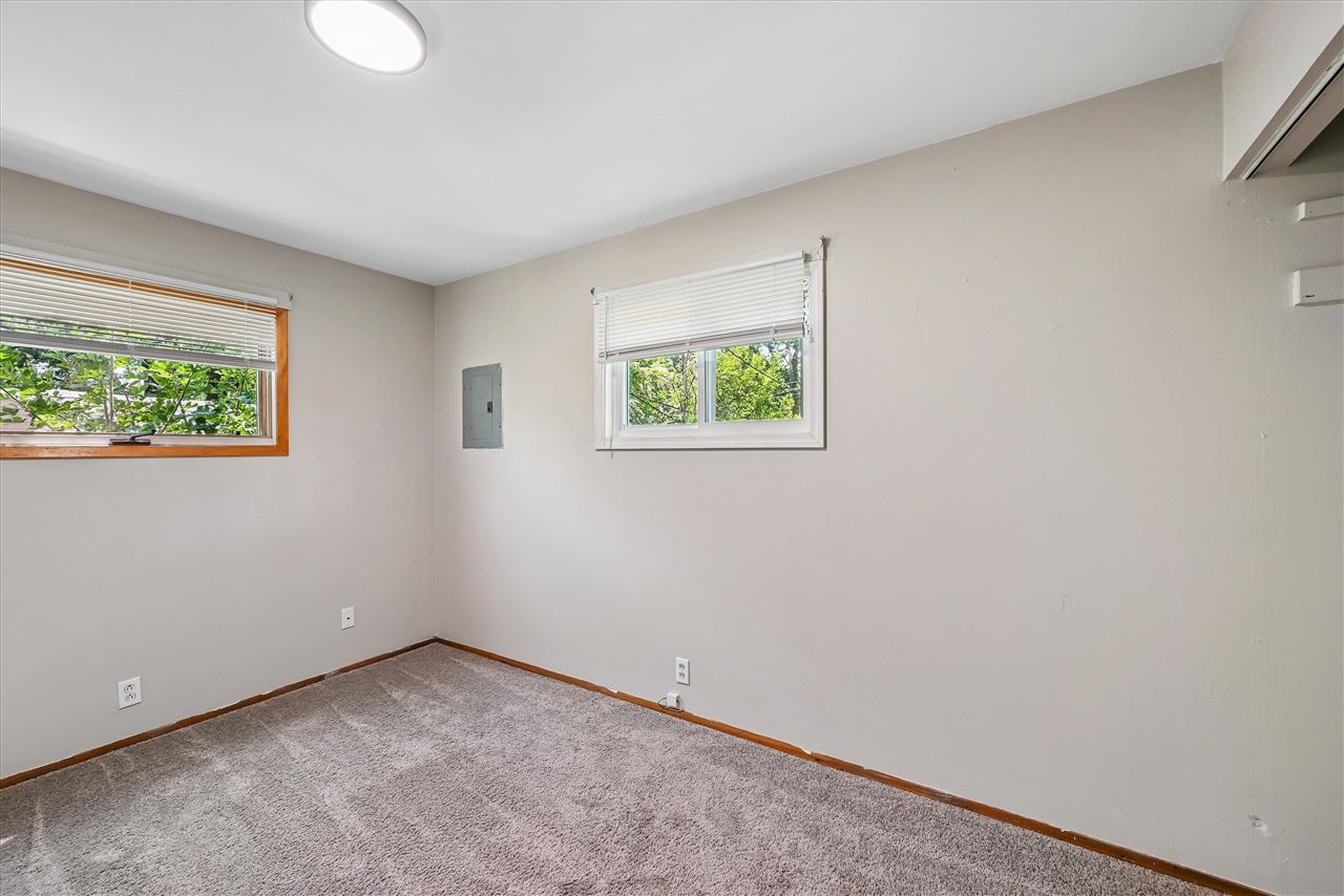 718 7th Avenue Coralville IA 52241