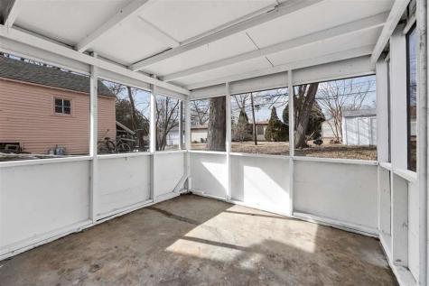 718 7th Avenue Coralville IA 52241