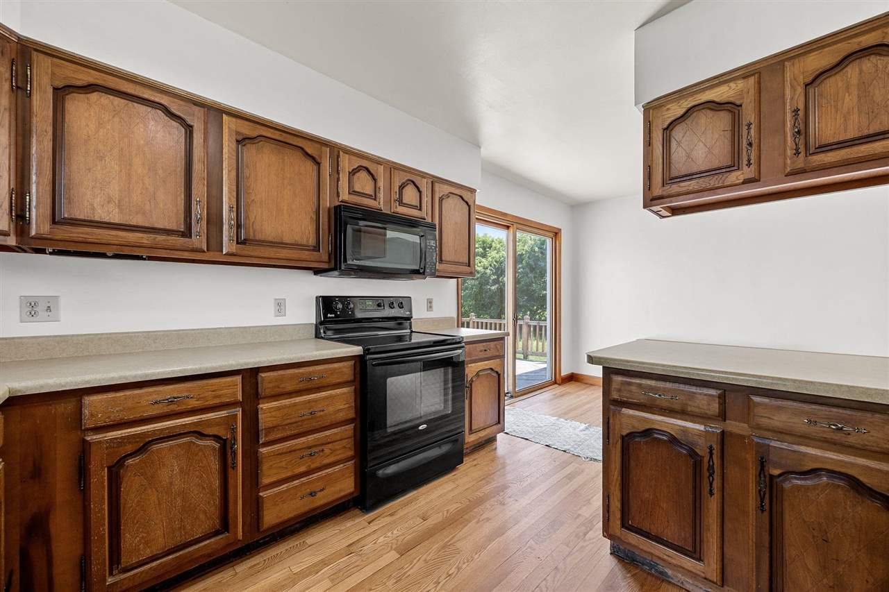 305 7th Avenue Clarence IA 52216