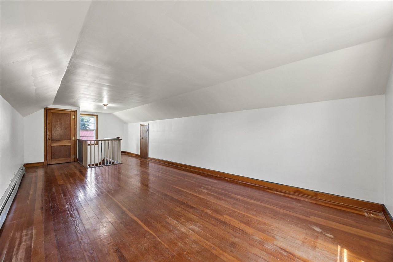 305 7th Avenue Clarence IA 52216
