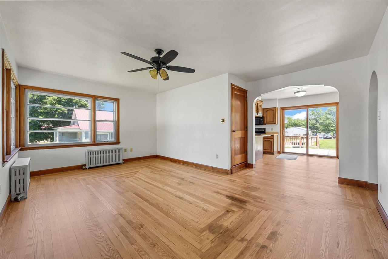 305 7th Avenue Clarence IA 52216