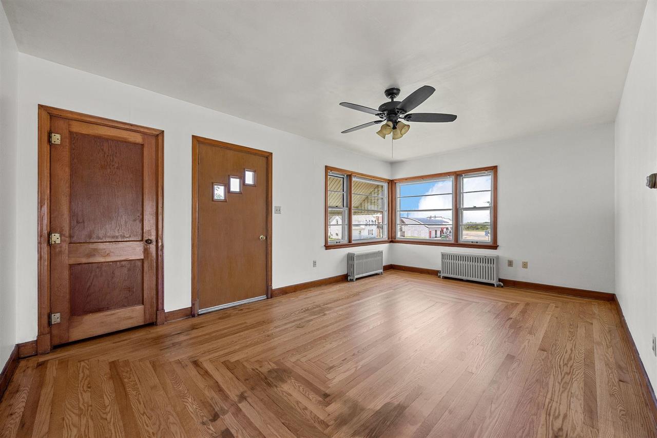 305 7th Avenue Clarence IA 52216