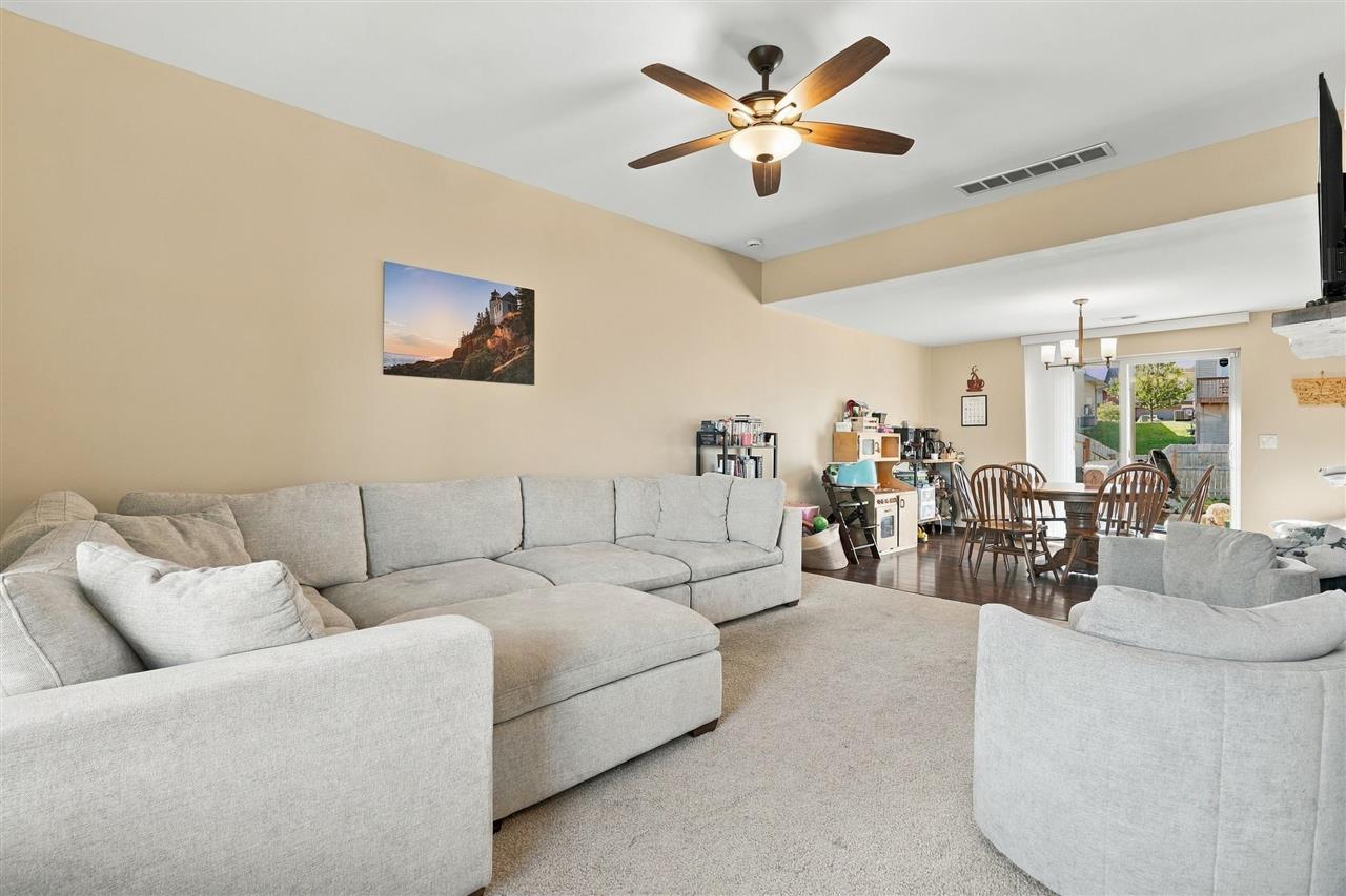 603 Croell Avenue Tiffin IA 52340
