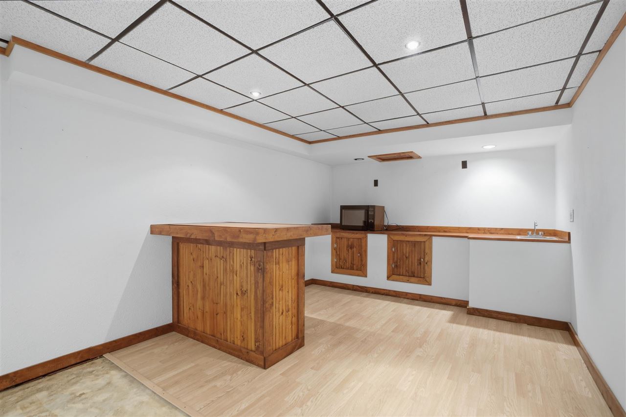 23186 207th Avenue Sigourney IA 52591
