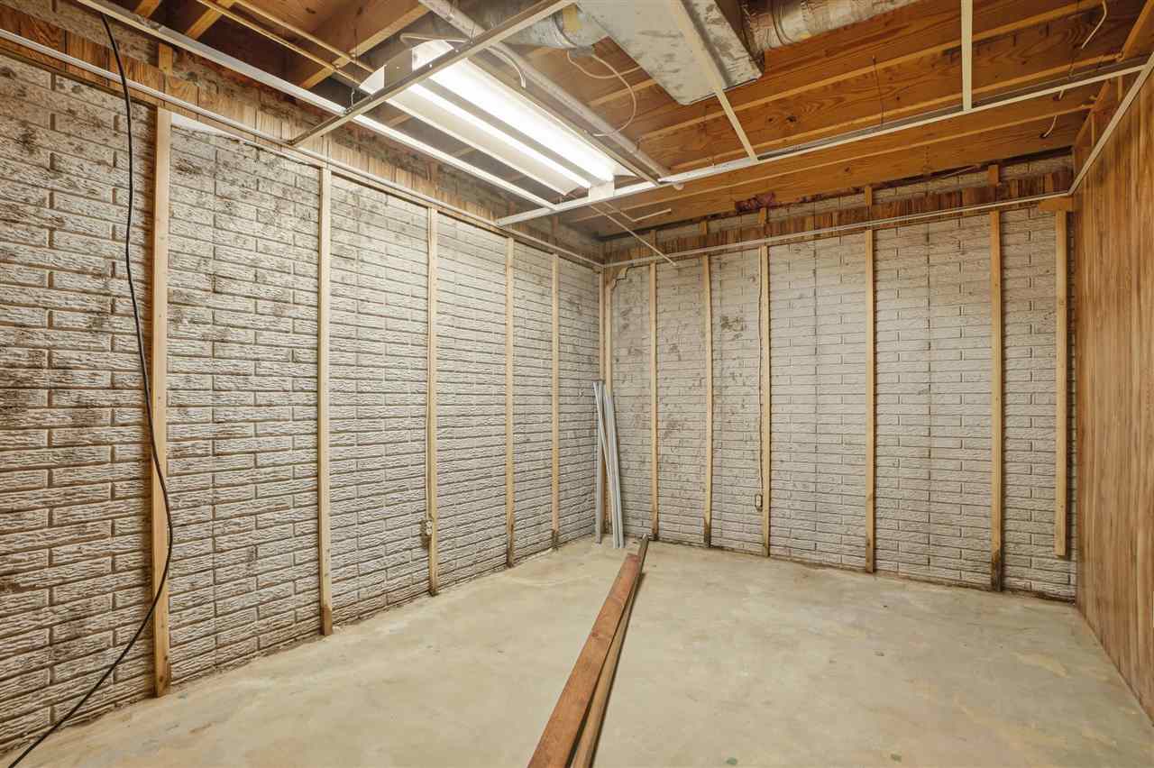 23186 207th Avenue Sigourney IA 52591