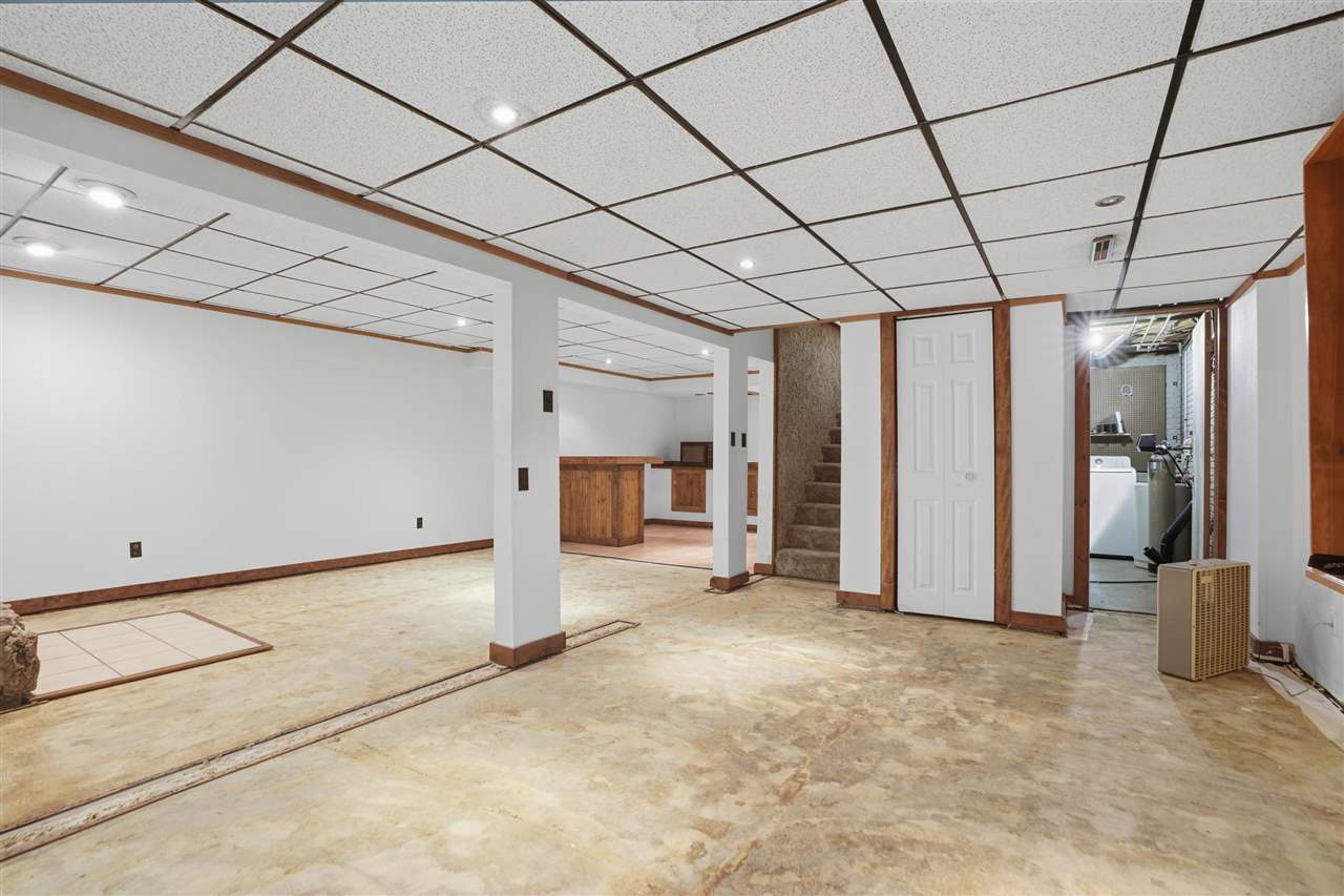 23186 207th Avenue Sigourney IA 52591