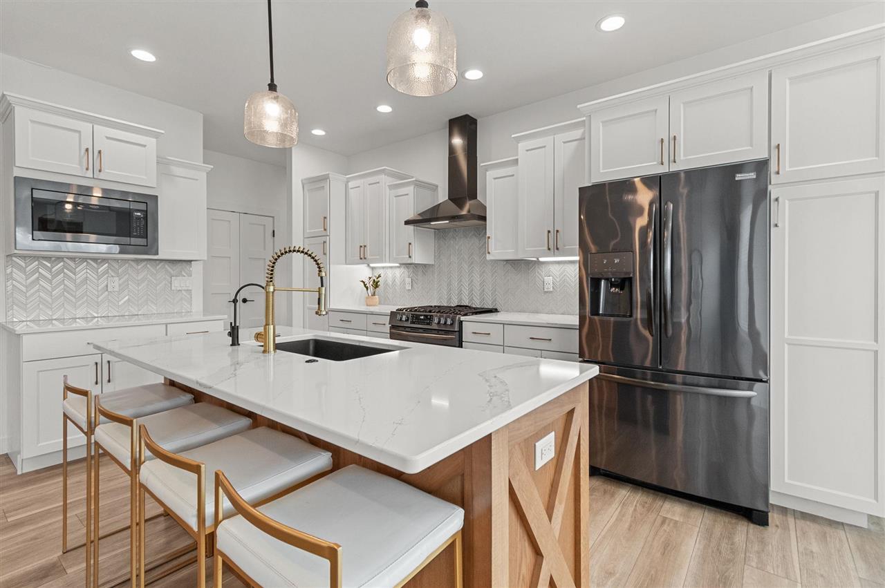 819 Old Mill Lane Solon IA 52333