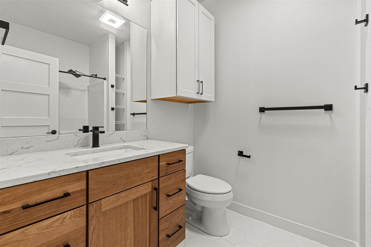 819 Old Mill Lane Solon IA 52333