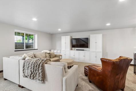 390 Canterbury Street North Liberty IA 52317